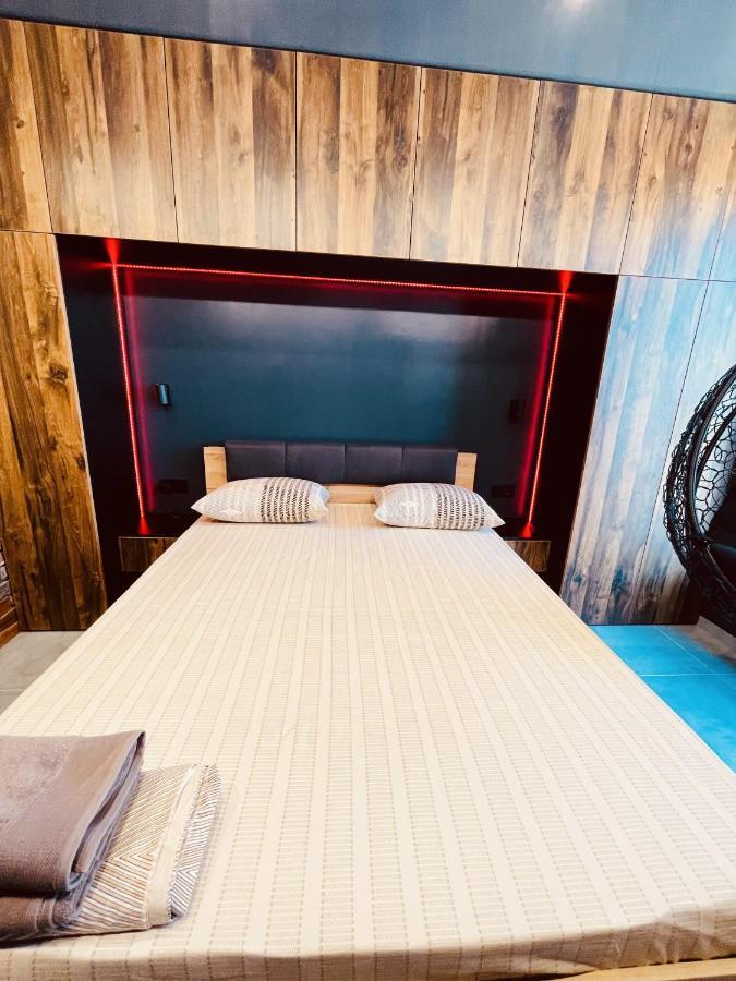 LOFT в RIVER PARK с джакузи Днепр Экстерьер фото